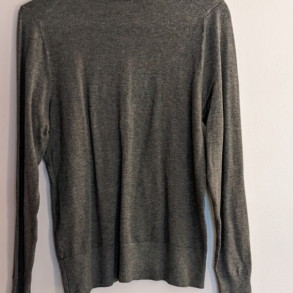 𝅺BOWS and Pearls Cardigan Gray Medium - Picture 3 of 4